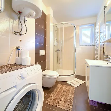 Apartament Nadica