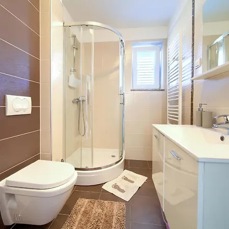 Nadica Apartment Malinska